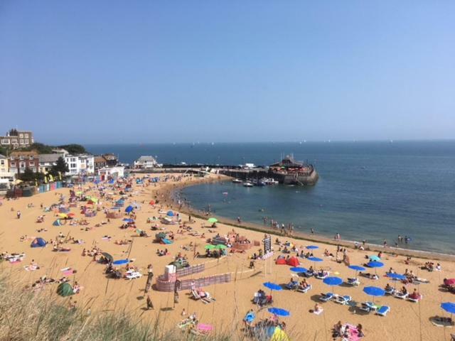 Sea Song Cottage Broadstairs Dış mekan fotoğraf